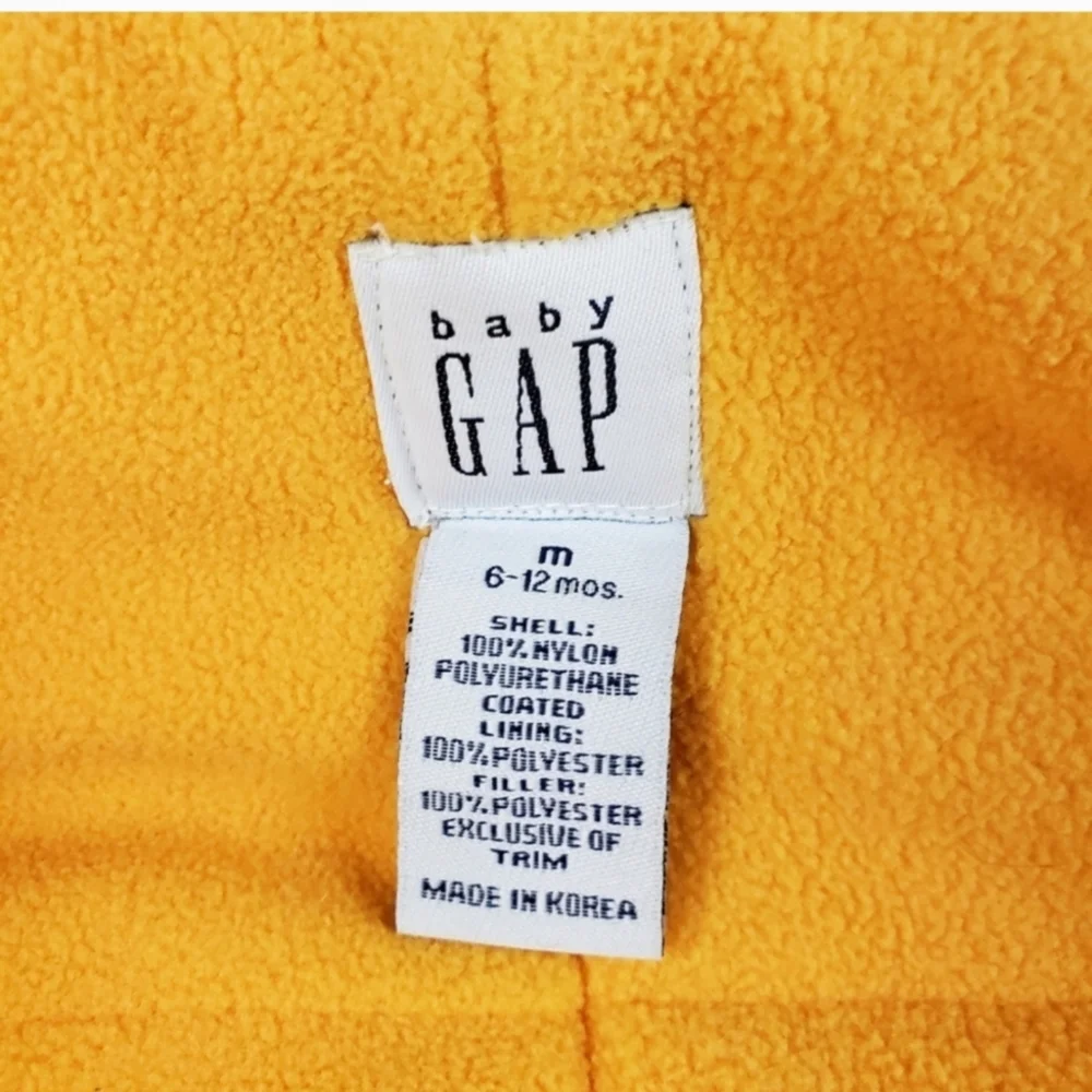 Gap baby vintage puffer snowsuit 6-12mon